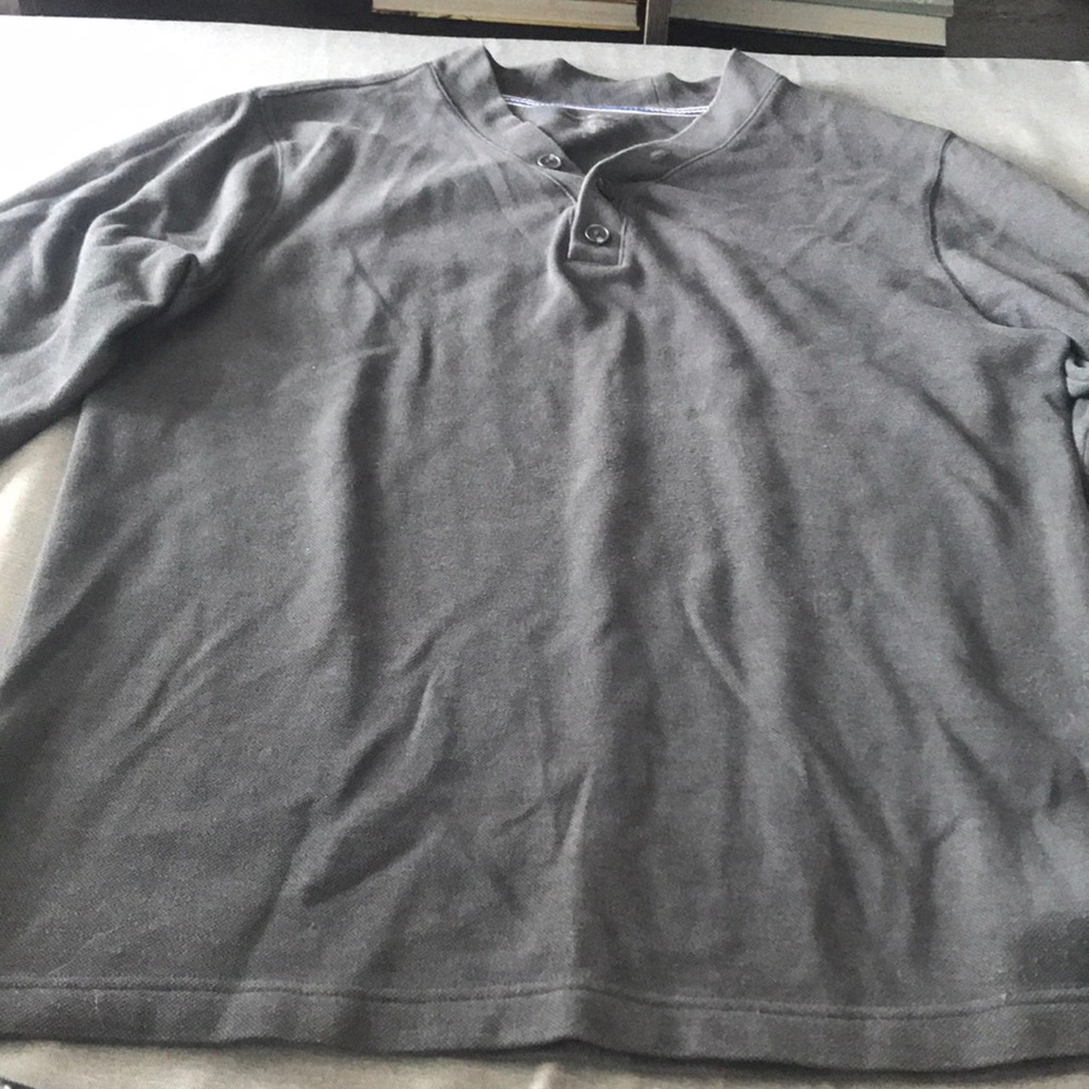 Banana republic dark gray button neck sweater